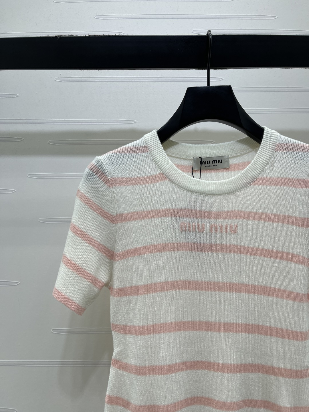 Women's short sleeves